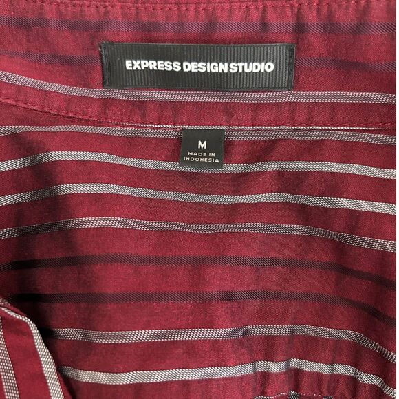 Express Design Studio Button Down Red Striped Cotton Blend V-Neck Shirt Sz M - Picture 3 of 8